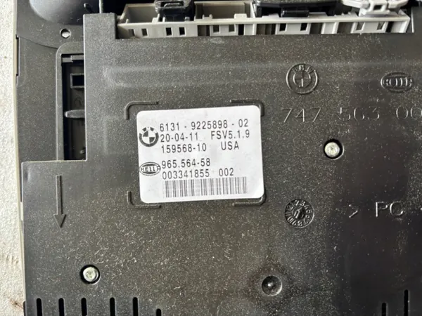 Luz de teto dianteira BMW E70 X5 OEM 159568-10 image 3
