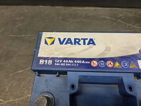 Accu OEM A0019828208 12V 92Ah 850A Varta image 4