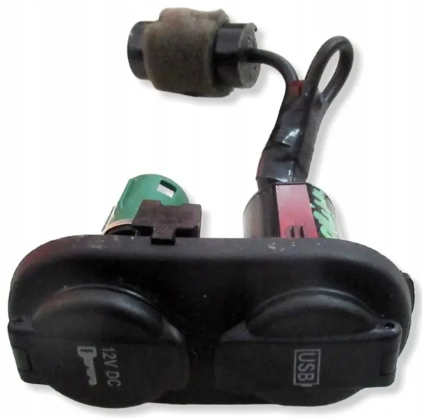 Fiat USB-poort OEM 735641552 voor Fiorino, Qubo, Nemo, Doblo image 2