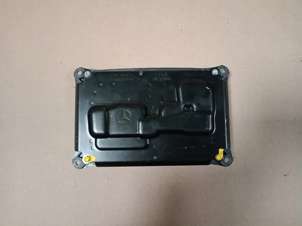 LED Besturingsmodule Mercedes GLC A2239008035 image 2
