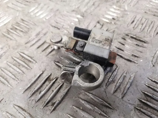 Pince pyrotechnique Subaru Forester SJ OEM FBZ16100 image 3