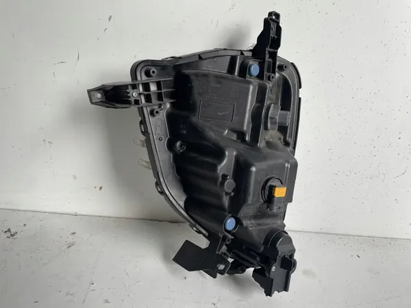 Indicador halógeno esquerdo Mitsubishi Eclipse Cross image 2