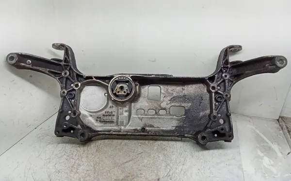 Bastidor Auxiliar Delantero Usado OEM 7N0199369B image 2