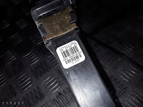 Skoda Octavia raamregelaar OEM 104411301 image 4