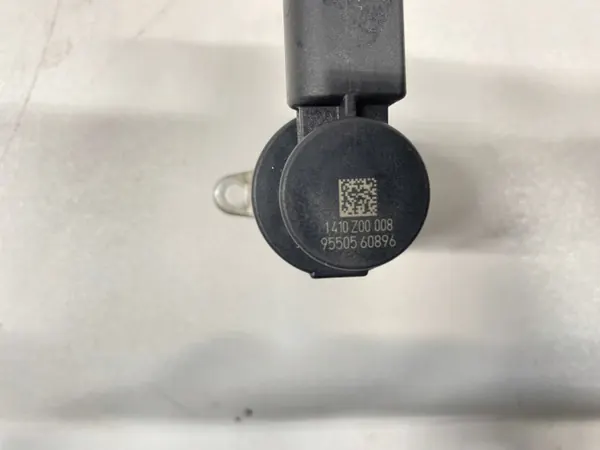 Kraftstoffdruckregelventil OEM 1410Z00008 image 5