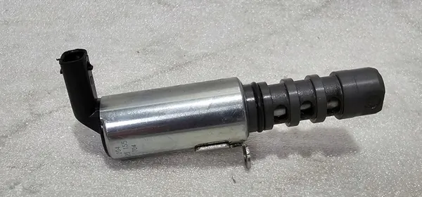 Variabele kleptiming solenoid OEM 7.06117.42.0 image 2