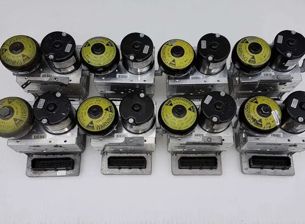 Mercedes SBC Pumpe W211 W230 image 2