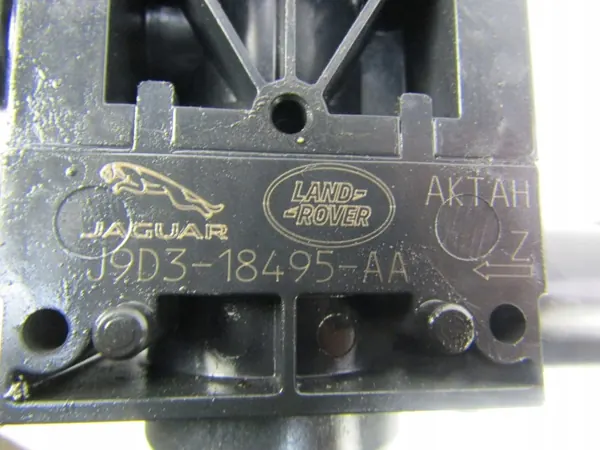 Kylvätskestyrventil Jaguar I-Pace 2020 OEM J9D318495AA image 6