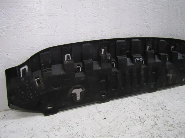 Escudo do Para-choques Skoda Superb III OEM 3V0807611 image 3