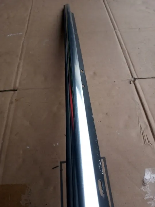 OEM 4FO853763C Linker Achterdeurlijst Audi S6 A6 C6 image 3