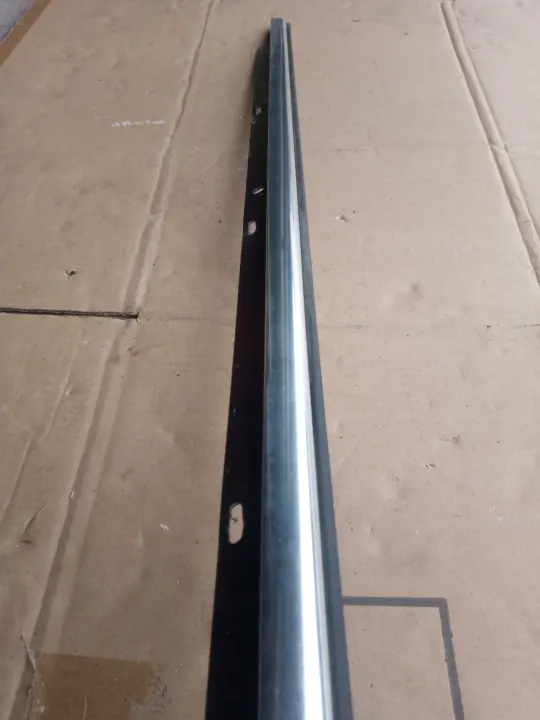 OEM 4FO853763C Linker Achterdeurlijst Audi S6 A6 C6 image 6