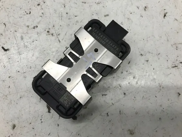 VW TIGUAN III 2025 Binnenverlichting Achter Links OEM 5FF947303A image 6