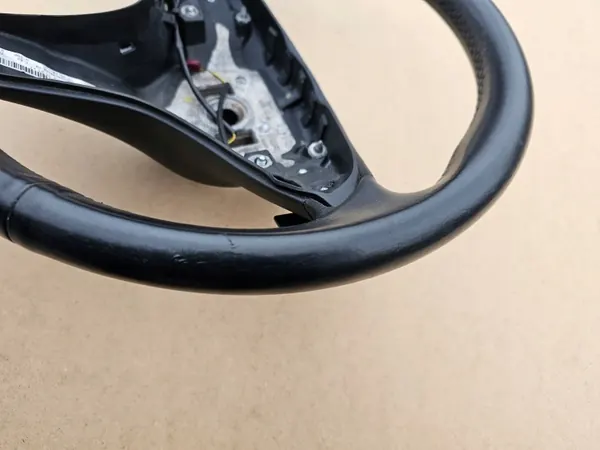 OEM 2044603303 Musta nahka ohjauspyörä Mercedes W204 image 4