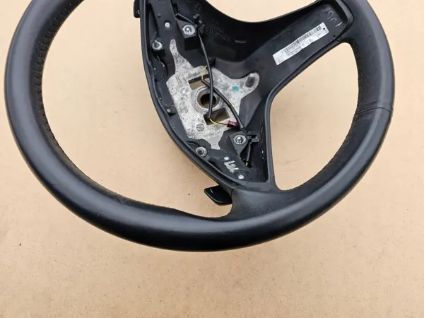 OEM 2044603303 Musta nahka ohjauspyörä Mercedes W204 image 8