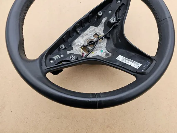 OEM 2044603303 Musta nahka ohjauspyörä Mercedes W204 image 9