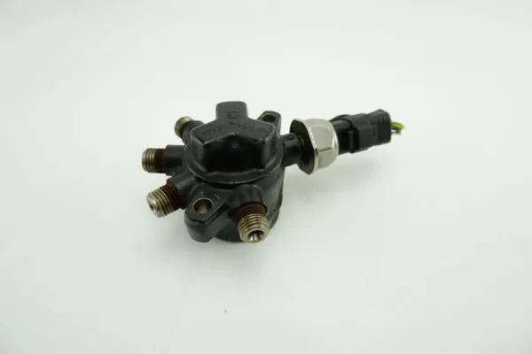Distribuidor combustível OEM 1S4Q9D280AD Ford Focus MK1 image 4
