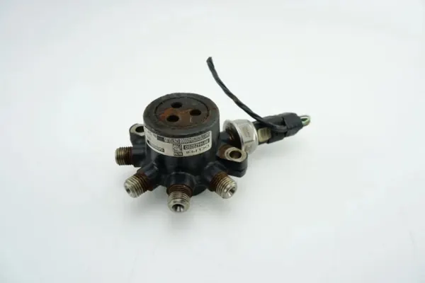 Distribuidor combustível OEM 1S4Q9D280AD Ford Focus MK1 image 5