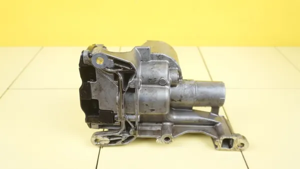 Öljypumppu OEM V761435880 Citroen DS3 1.6 THP:lle image 3