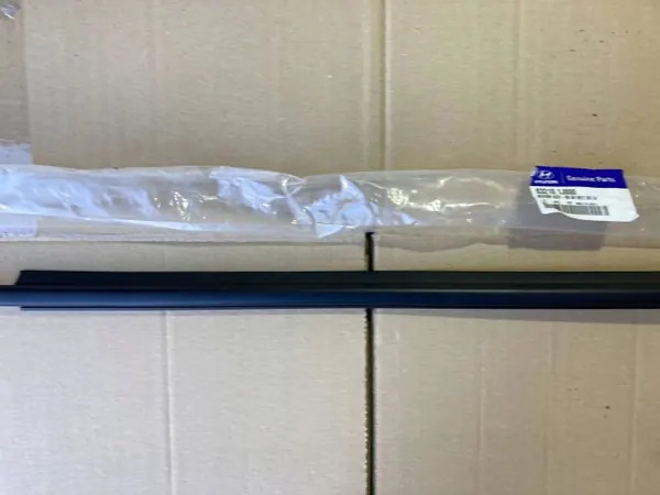 Raamafstrijker OEM 832101J000 links achter voor Hyundai i20 image 3