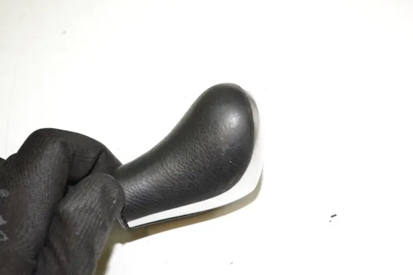 OEM 17018023233 BMW F20 Läder Växelspak - 6 Växlar image 4