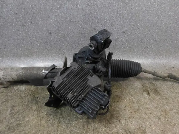 Direção Mercedes W245 image 4