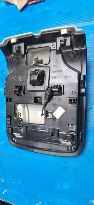 Lampe Intérieure Renault Megane IV OEM 969825559R image 4