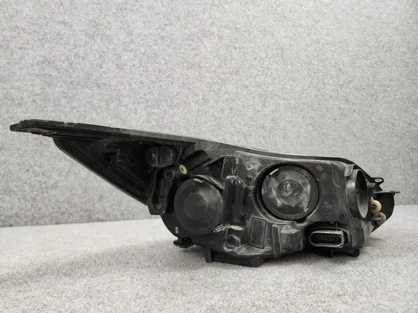 Faros Delantero Izquierdo - Ford Focus MK3 2011-2014 OEM image 9