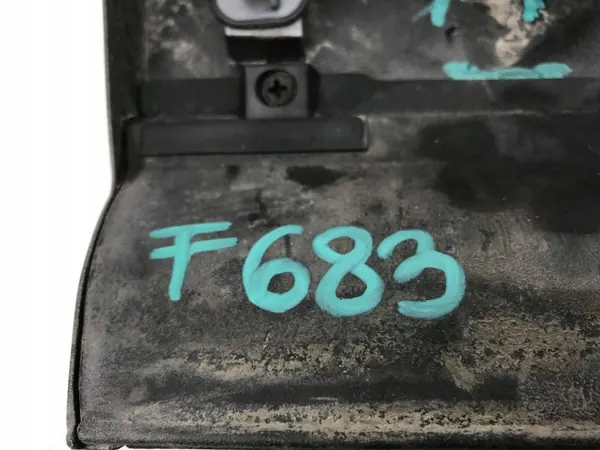 OEM 87724-N7CA0 Oikea Etuoven Lista Hyundai Tucson image 9