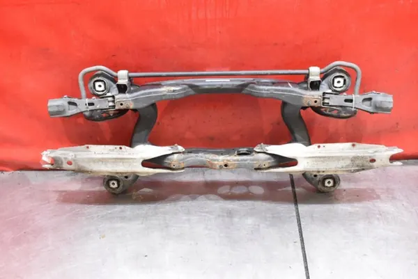 OEM 2463504100 Viga Trasera para Mercedes CLA 250 image 7