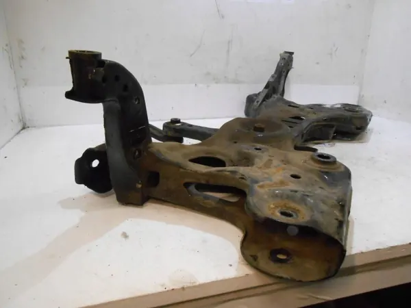 Cadre Auxiliaire Avant Skoda Fabia IV OEM 2Q0199315B image 9