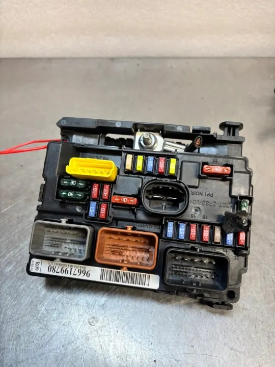 BSM R09 Module Citroen Peugeot 9667199780 image 2