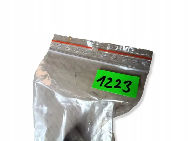Bouchon de lave-glace avant OEM 510807938A VW Golf Sportsvan image 5