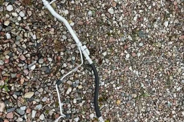 Ilmastointiputket MERCEDES-BENZ GLE (W166) A1668300100 image 2