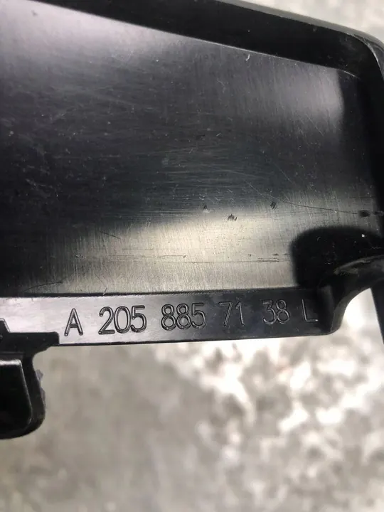 Fram vänster stötfångartrim Mercedes W205 AMG A2058857138 image 5