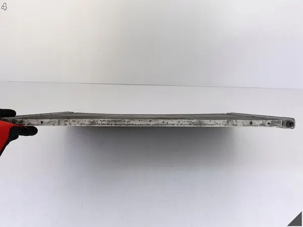 Waterkoeler MB C63 W204 E63 W212 A1975000103 image 5