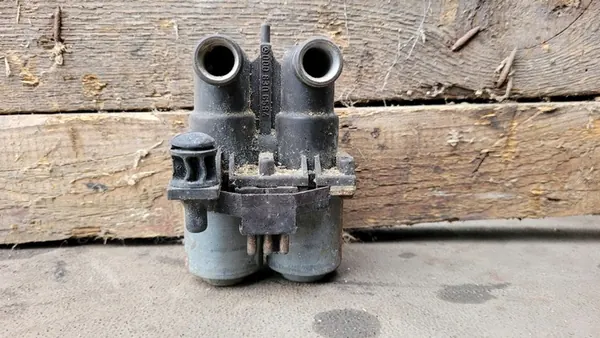 Vanne de chauffage Mercedes W124 C124 S124 R129 OEM image 4