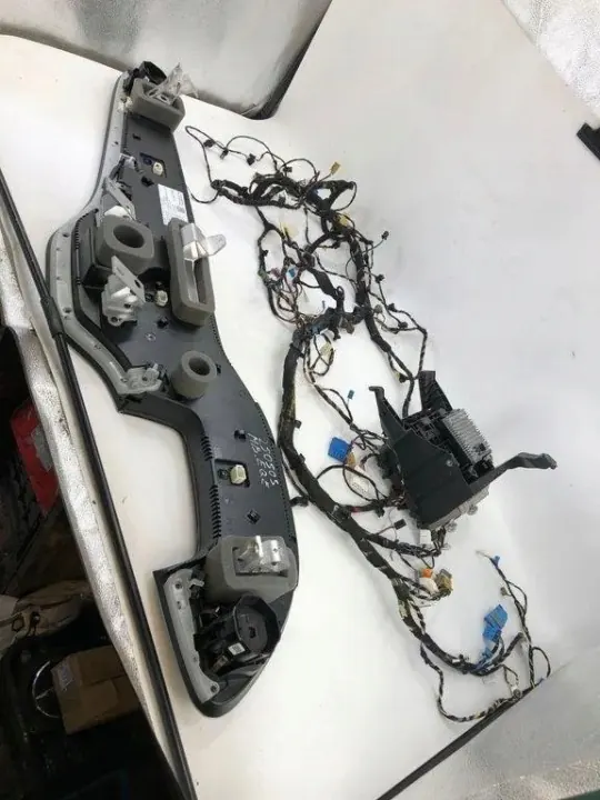 Mercedes-Benz navigointinäyttö OEM A2979014705 image 7