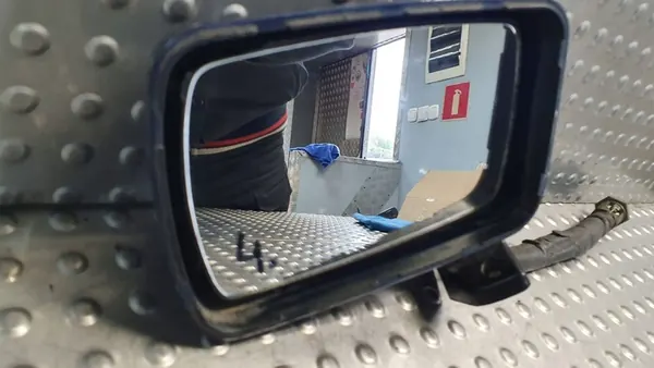 Vasen Peili VW Golf I 171857501F image 3