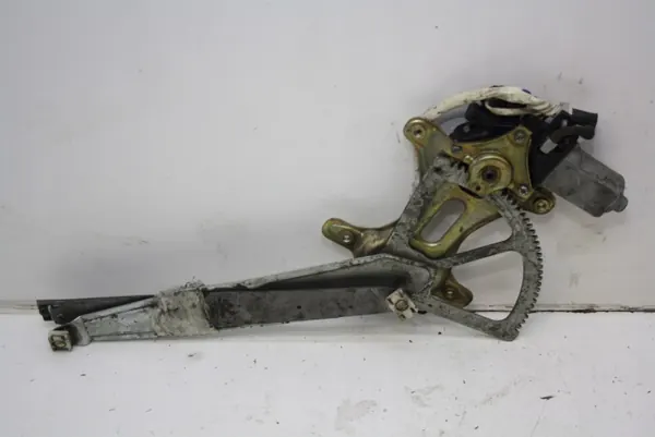 OEM 85720-63010 Fram Höger Fönsterhiss Lexus IS image 2
