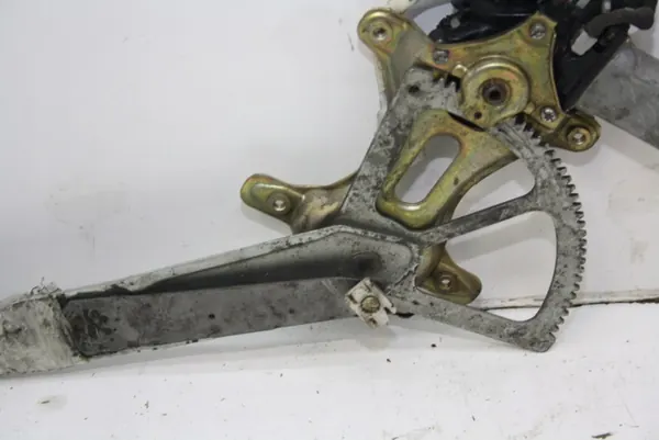 OEM 85720-63010 Fram Höger Fönsterhiss Lexus IS image 3