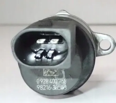 Bränsletrycksensor OEM 928400758 för Audi Q7 6.0 V12 image 3