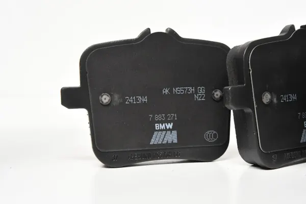 Conjunto pastilhas traseiras OEM 7883273/7883272 BMW M image 4