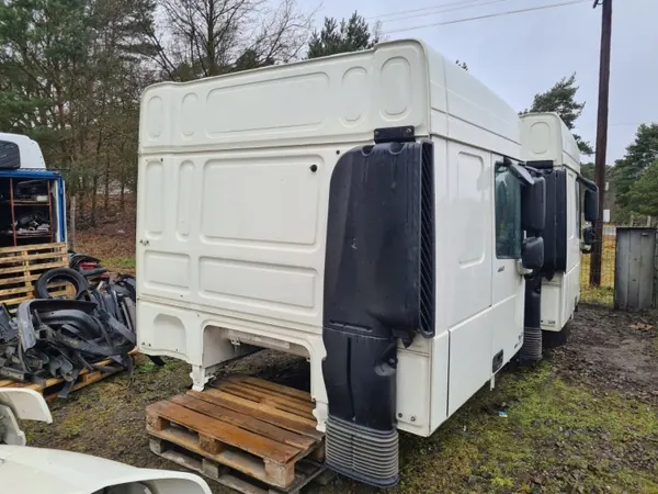 Cabina DAF XF 106 Space Cab completa OEM IKABDAF image 4
