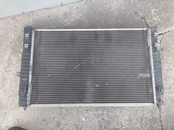 Radiador de Agua Audi A4 B5 A6 C5 2.4 2.8 Automático OEM image 5