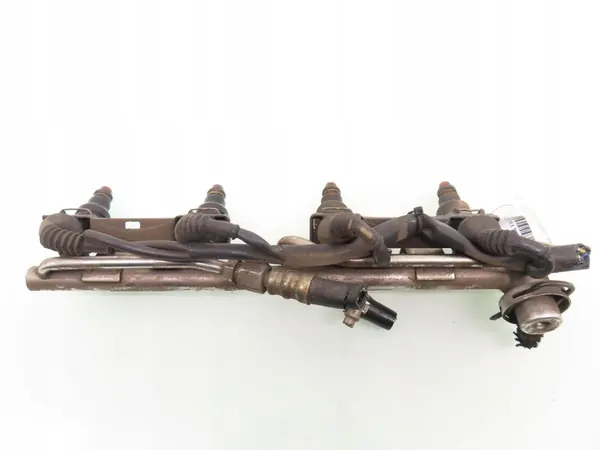 Rampe d'injection Audi A4 1.8, OEM 058133551A image 6