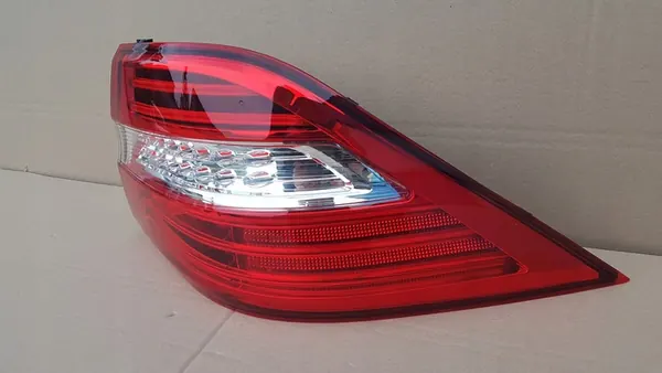 Luz trasera derecha Mercedes ML W166 LED A1669063201 image 3