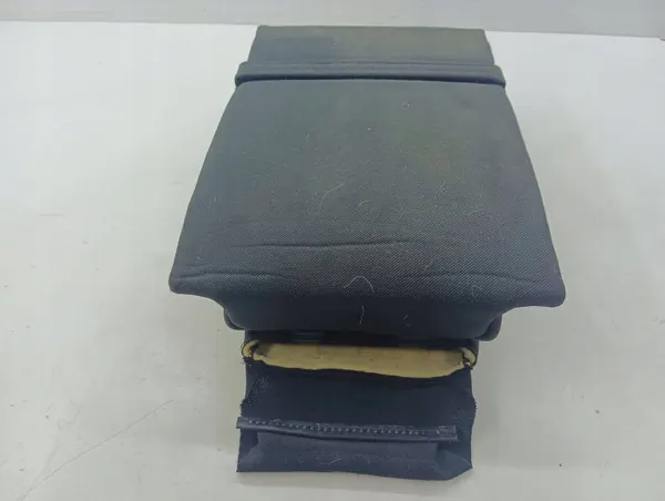Reposabrazos trasero Citroen C5 OEM AMD107081 - Usado image 7
