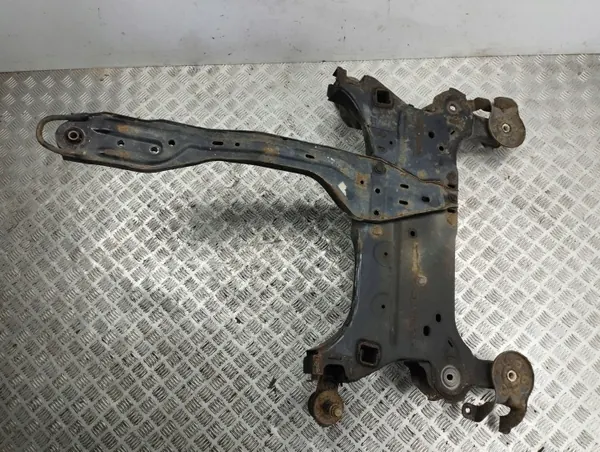 Chrysler Voyager 2008 Voorste Hulpframe OEM AMD83066 image 8
