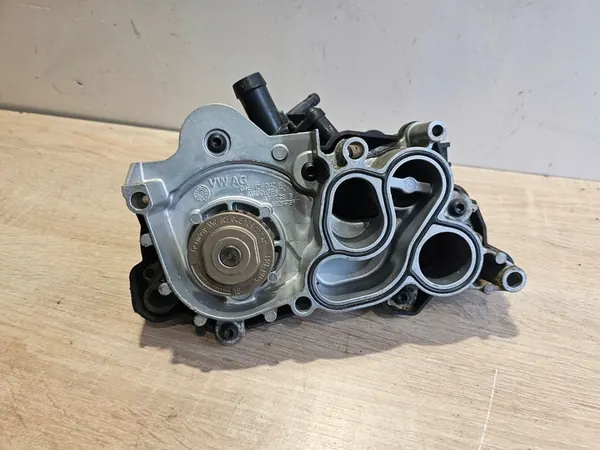 Pompa acqua Skoda Fabia III 1.0 TSI image 6