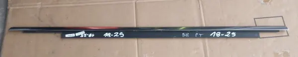 OEM 8K0853764H dörrskrapa höger bak Audi A4 B8 image 2